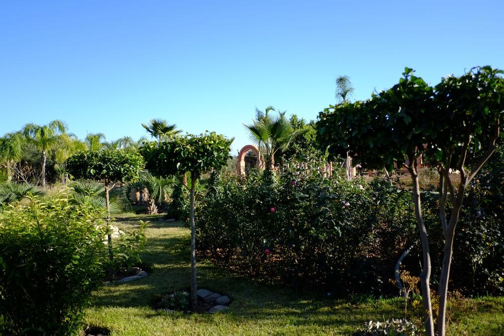 Bed and Breakfast Terra Mia Marrakech Ouled Jelal Esterno foto