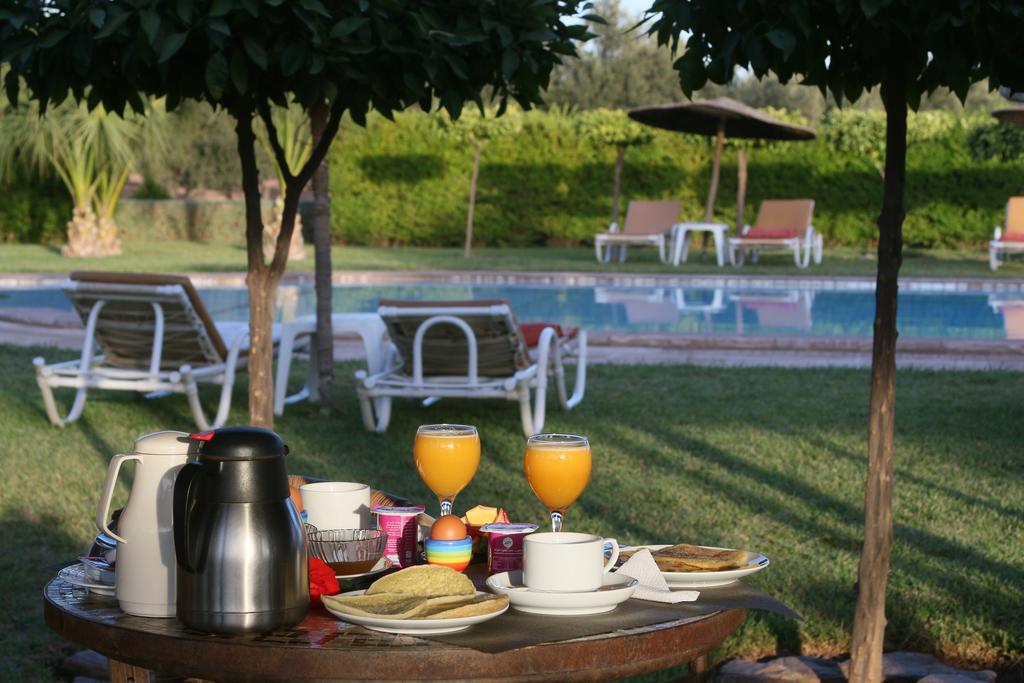 Bed and Breakfast Terra Mia Marrakech Ouled Jelal Esterno foto